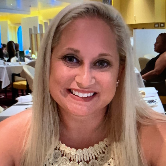 Meet your Posher, Brittany - Picture 1 of 1